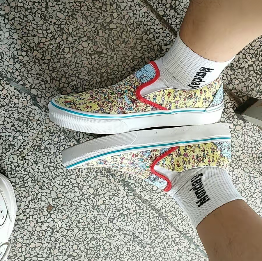 Giày Vans Classic Slip-On x Where's Waldo? 'Find Steve' VN0A33TB3WO - Ảnh 2