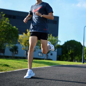 Giay Nike ZoomX Invincible Run Flyknit 2 'White Blue' DH5425-100