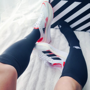 Alternative view of Giày Adidas Adizero Boston 10 'Solar Red' FY4079