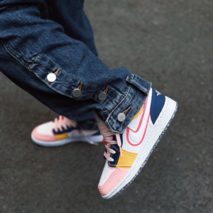 Giay Nike Air Jordan 1 Low SE ‘Coral Pink’ DV1323-100