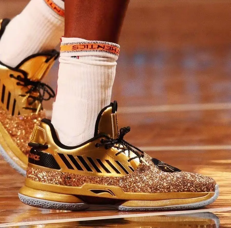 Alternative view of Giày Lining Way of Wade 7 'One Last Dance' ABAN079-27