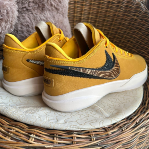 Giay Nike LeBron 20 'Art Basel South Beast' DQ3828-700