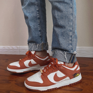 Alternative view of Giày Nike Dunk Low SE 'Sun Club Burnt Sunrise' DR5475-100