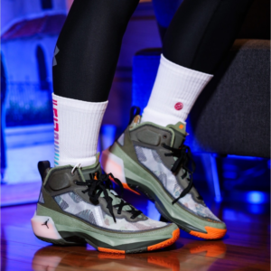 Giay Nike Air Jordan 37 x Undefeated SP 'Flight Jacket' DV6255-300