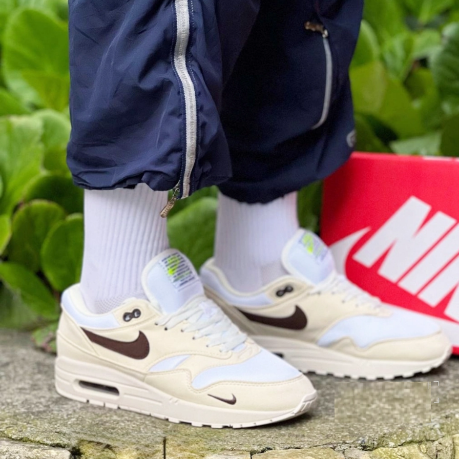 Giay Nike Air Max 1 'Sail Ironstone' DZ4494-100