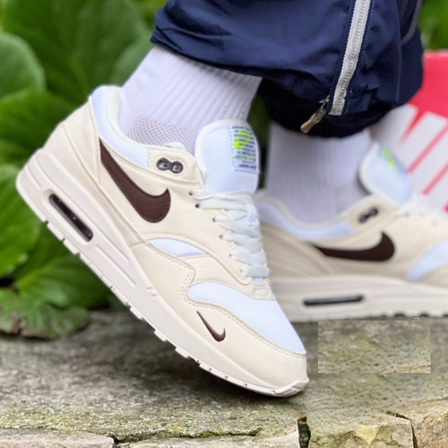 Giay Nike Air Max 1 'Sail Ironstone' DZ4494-100