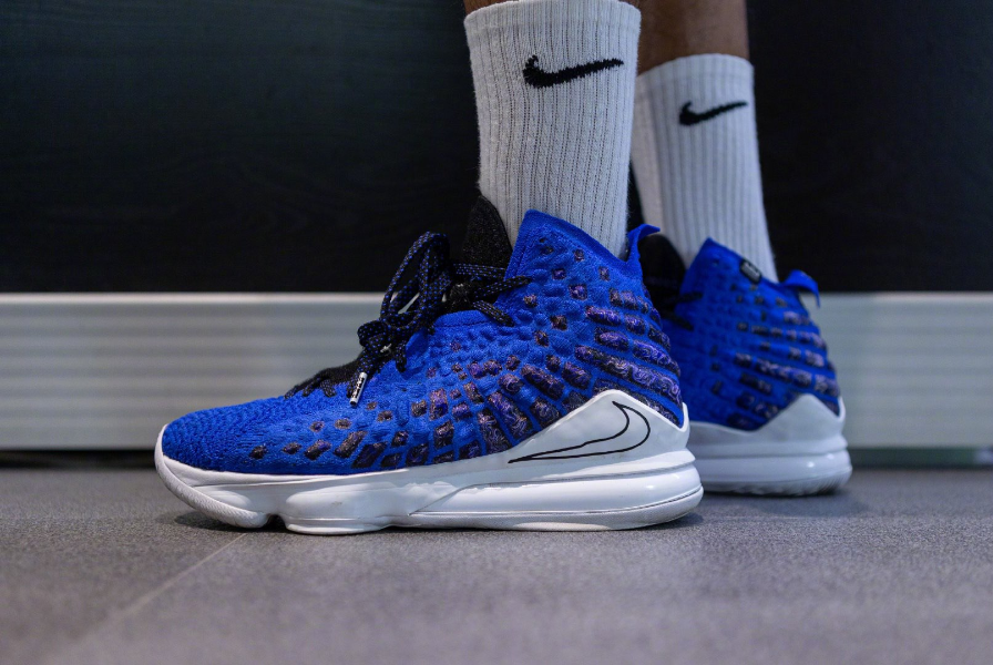 Giày Nike Uninterrupted x LeBron 17 'More Than An Athlete' CT3464-400 - Ảnh 3