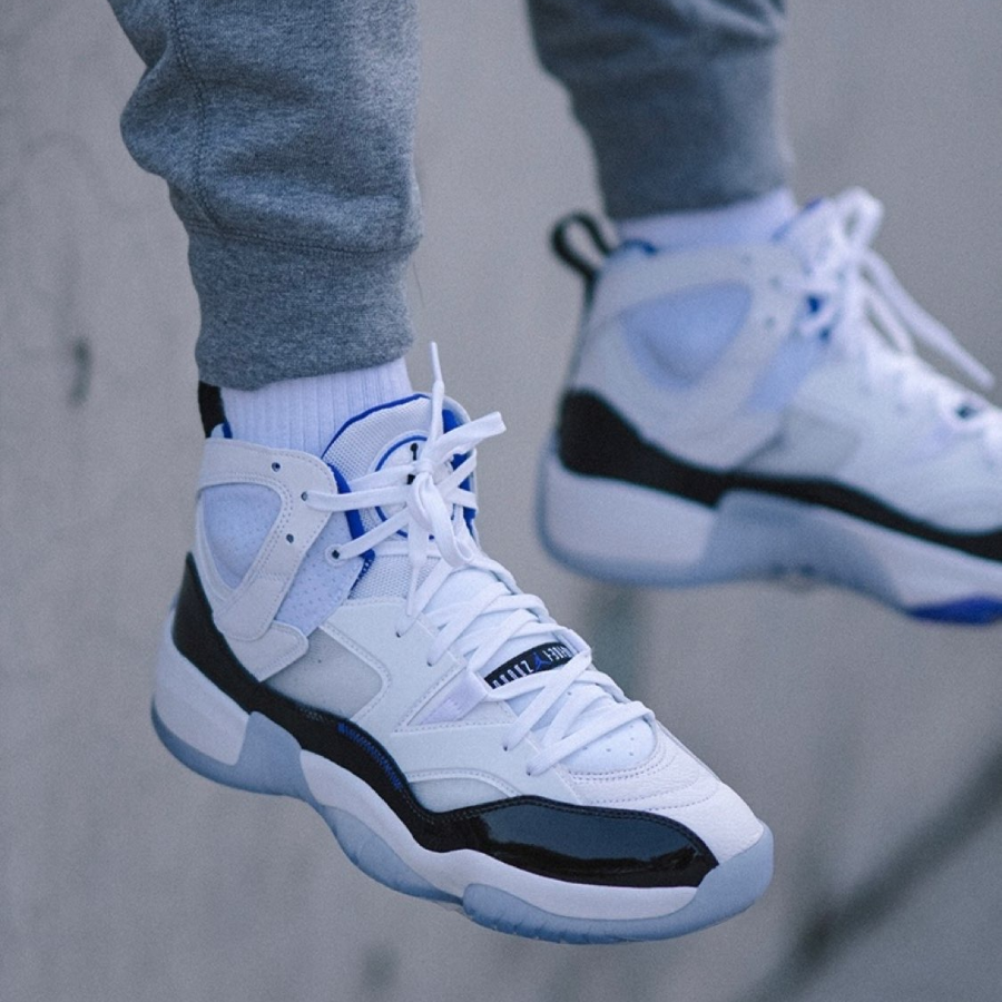 Giày Nike Jordan Jumpman Two Trey 'White Black' DO1925-100 - Ảnh 2