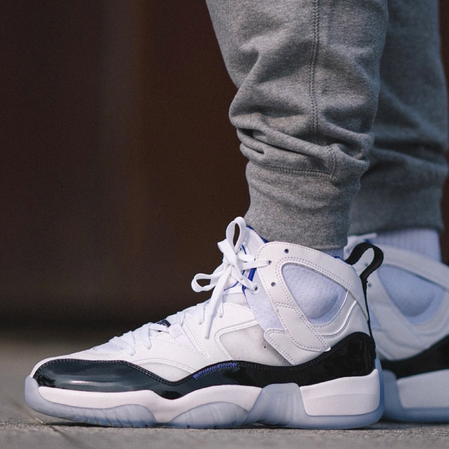 Giày Nike Jordan Jumpman Two Trey 'White Black' DO1925-100 - Ảnh 4