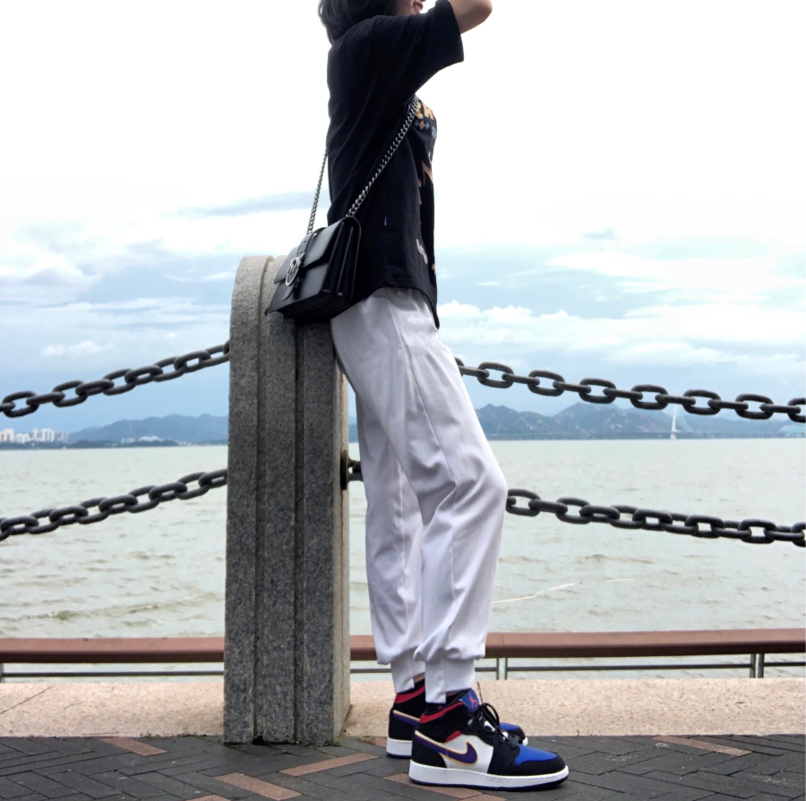 Giày Nike Air Jordan 1 Mid SE GS 'Rivals' BQ6931-005 - Ảnh 8