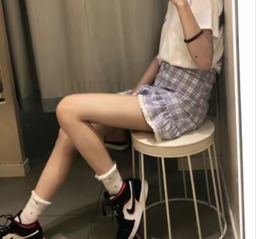 Giày Nike Air Jordan 1 Mid SE GS 'Rivals' BQ6931-005 - Ảnh 6