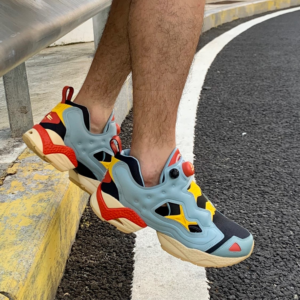 Giay Reedok Looney Tunes Instapump Fury 95 'White Blue' GZ4948