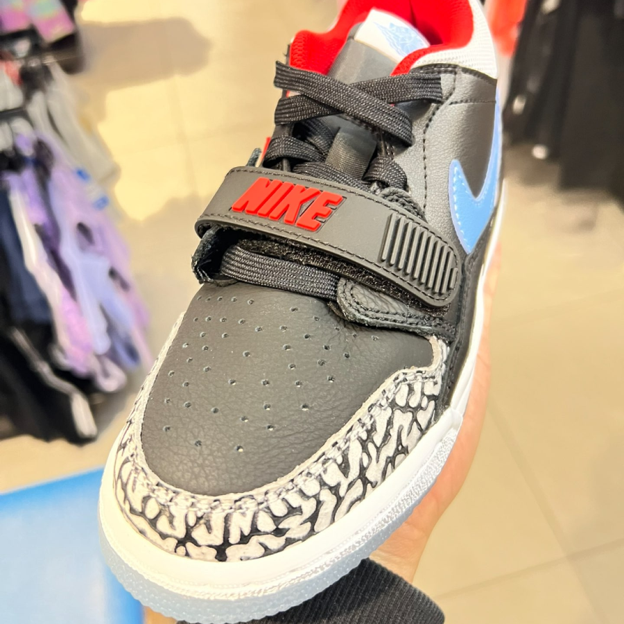 Giay Nike Air Jordan Legacy 312 Low GS 'Black Valor Blue' CD9054-004