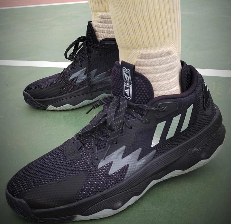 Giay Adidas Dame 8 'Core Black' GY6461