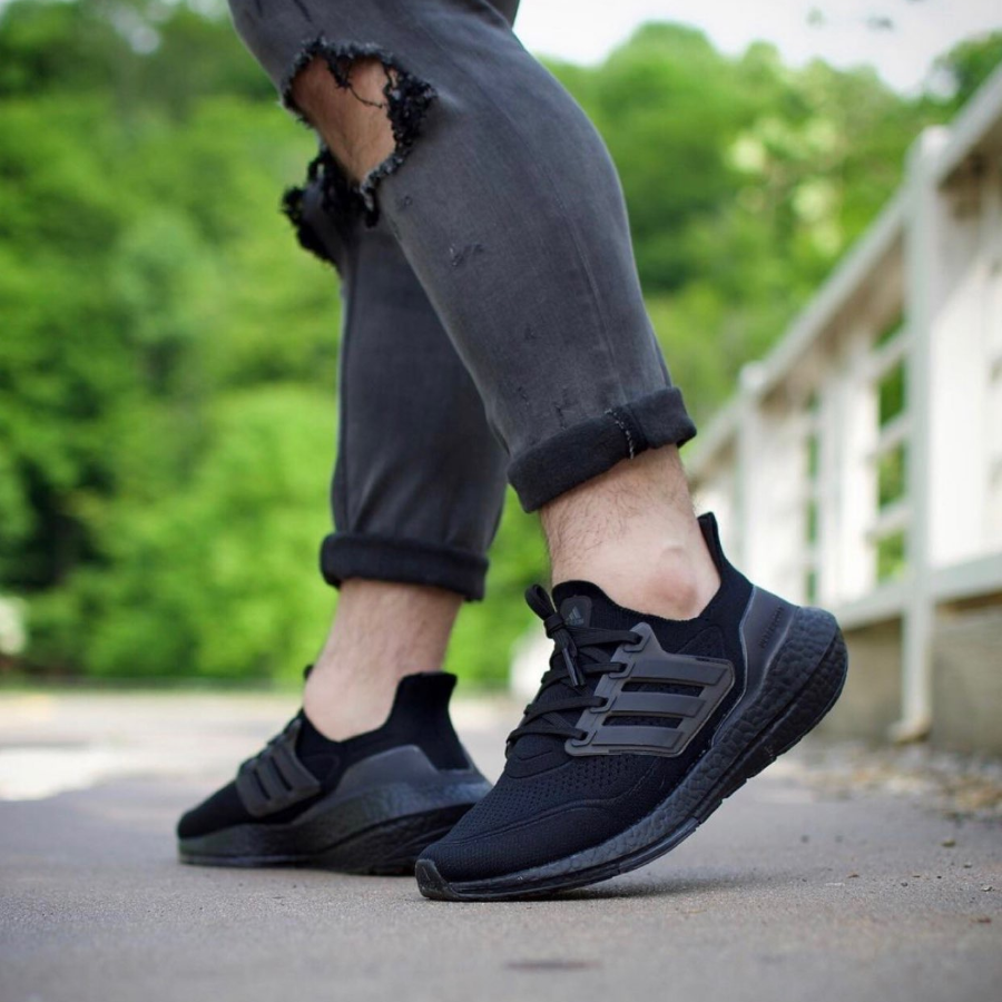 Giày Adidas UltraBoost 21 'Triple Black' FY0306 - Ảnh 5