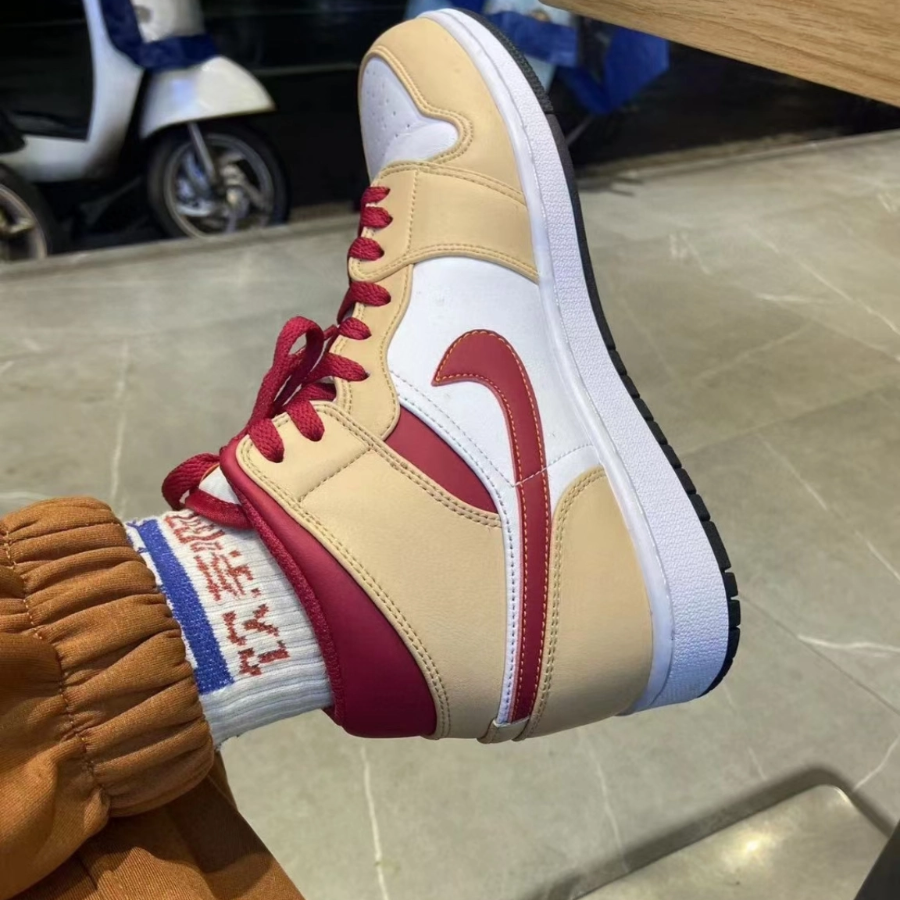 Giày Nike Air Jordan 1 Mid 'Beige White Red' 554724-201 - Ảnh 5