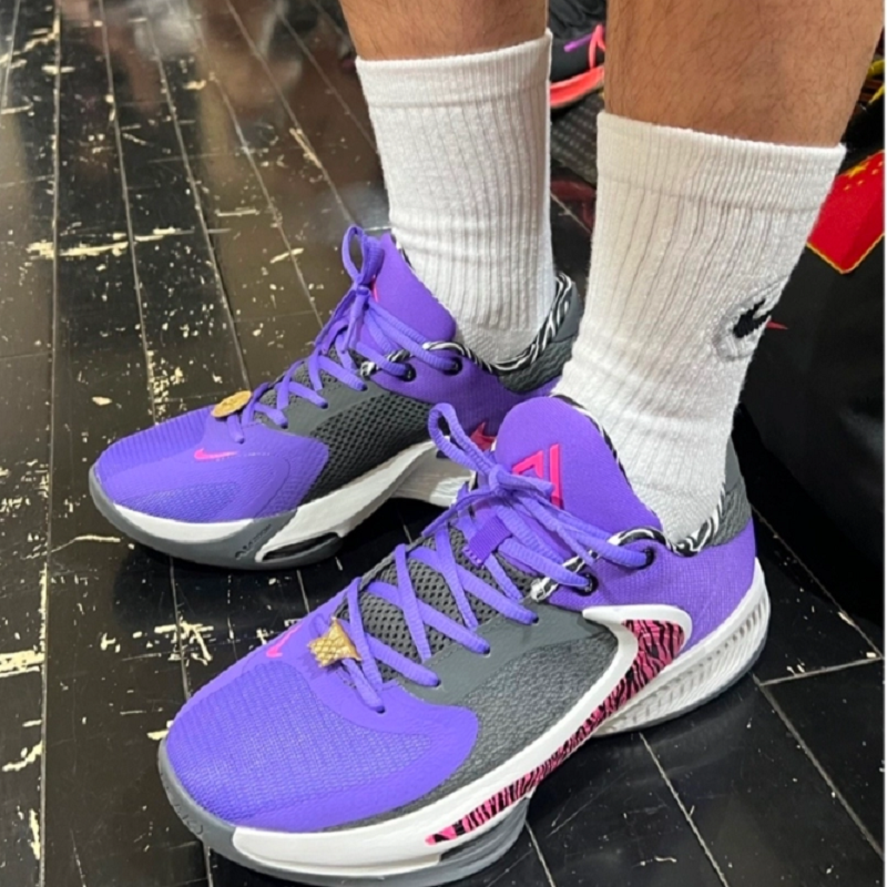 Alternative view of Giày Nike Zoom Freak 4 'Purple' DO9678-500