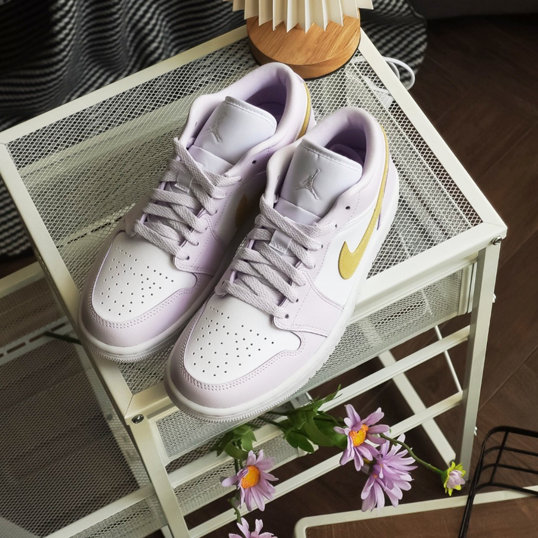 Giay Nike Air Jordan 1 Low 'Barely Grape' DC0774-501