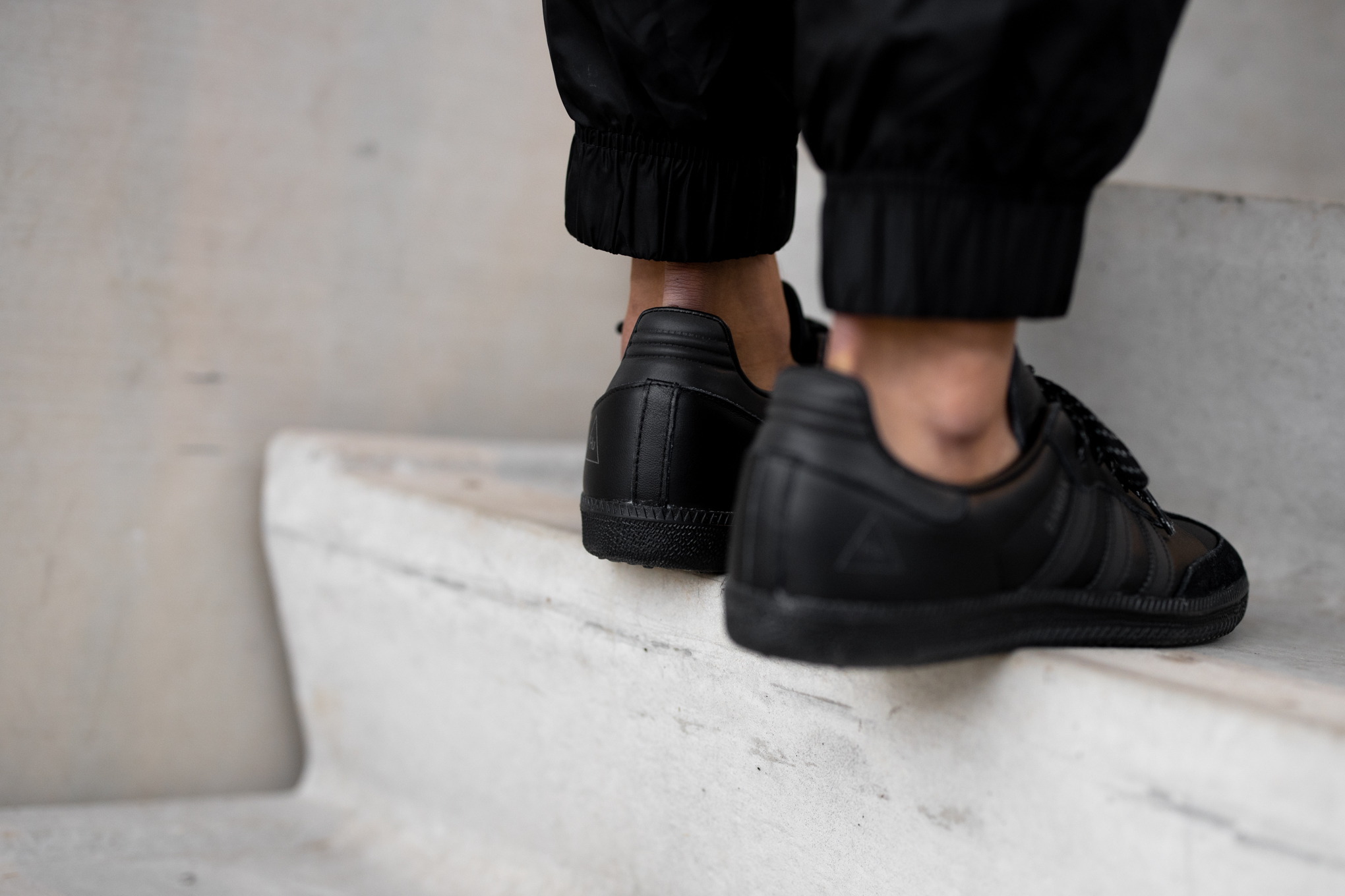 Giày Adidas Pharrell x Samba 'Black Future' GY4978 - Ảnh 4