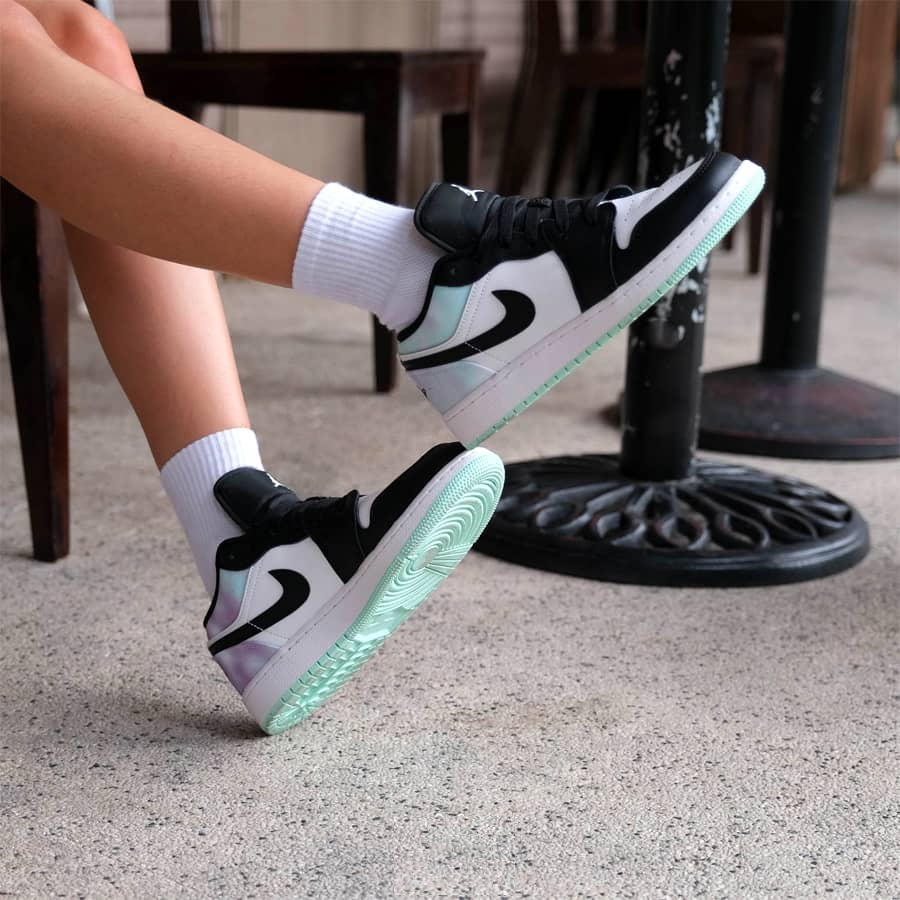 Giày Nike Air Jordan 1 Low SE 'White Black Tie Dye' DQ2514-100 - Ảnh 5