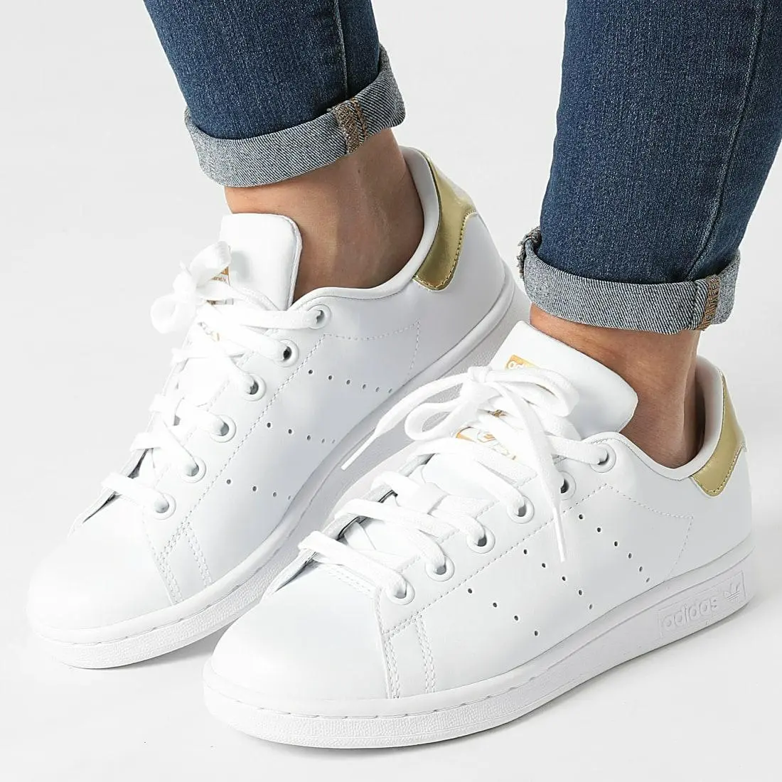 Alternative view of Giày Adidas Wmns Stan Smith 'White Gold Metallic' G58184