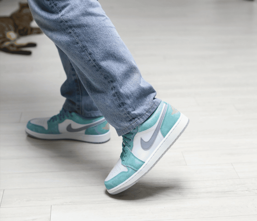 Giày Nike Air Jordan 1 Low 'New Emerald' DN3705-301 - Ảnh 6