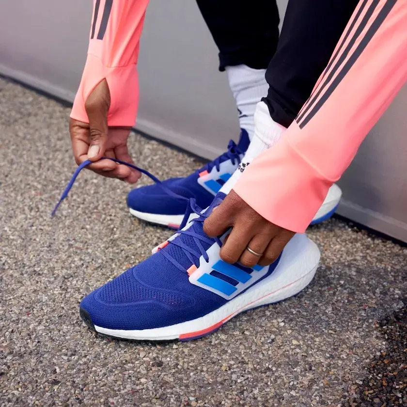 Alternative view of Giày Adidas Ultra Boost 22 Legacy Indigo GX3061
