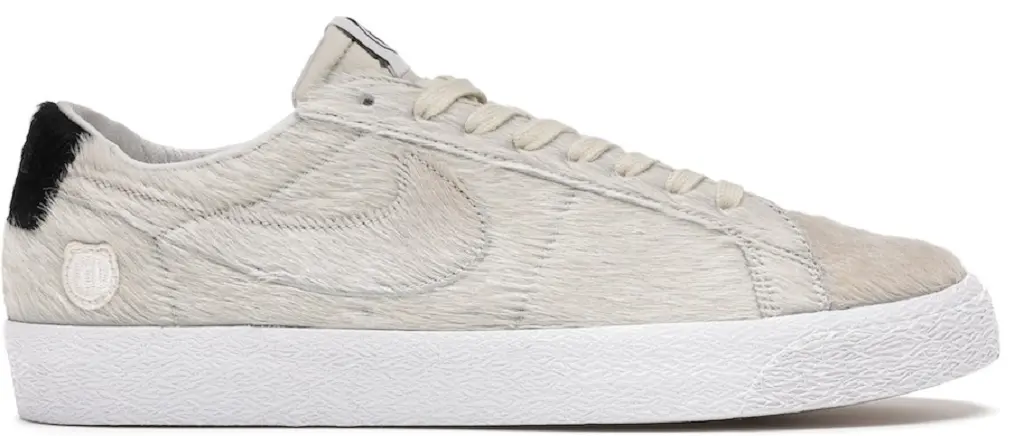 Giày Nike Medicom Toy x Blazer Low SB 'BE@RBRICK' CZ4620-200