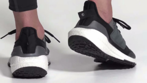 Giay Adidas UltraBoost 22 Cold.RDY 'Black Grey' H01175