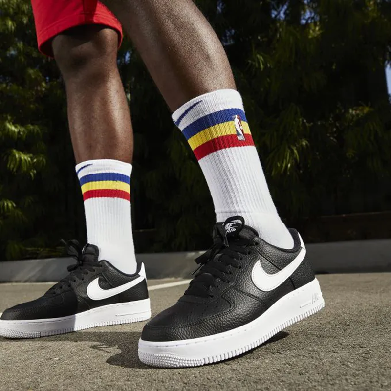 Alternative view of Giày Nike Air Force 1 '07 'Black White' CT2302-002