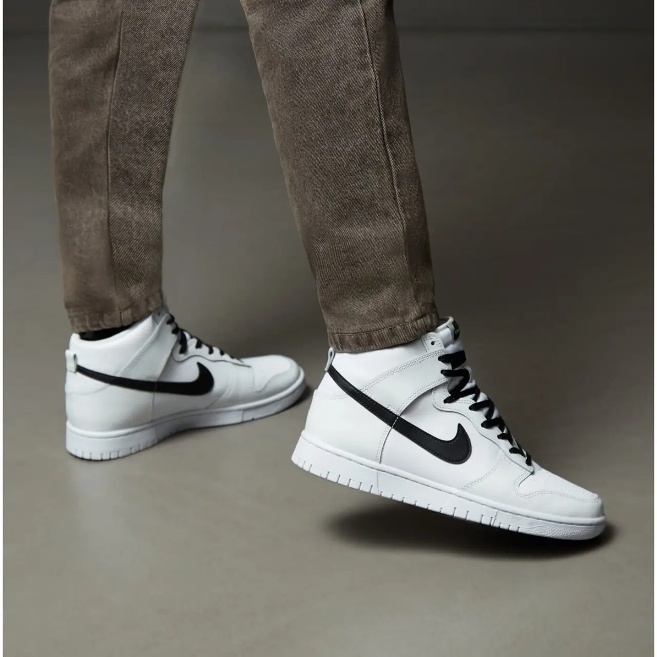 Alternative view of Giày Nike Dunk High 'White Panda' DJ6189-101