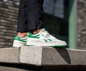 Alternative view of Giày Reebok Club C Revenge Vintage 'Chalk Glen Green' FW4862