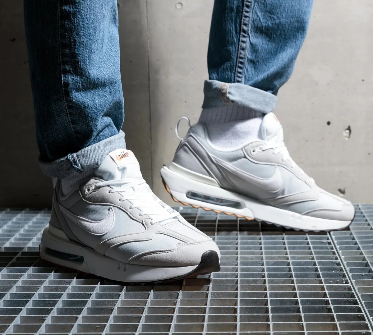 Giay Nike Air Max Dawn 'Grey Fog' DJ3624-002