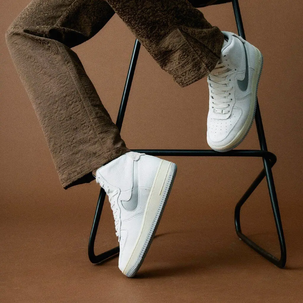 Giay Nike Wmns Air Force 1 High Sculpt 'White Light Smoke Grey' DC3590-101