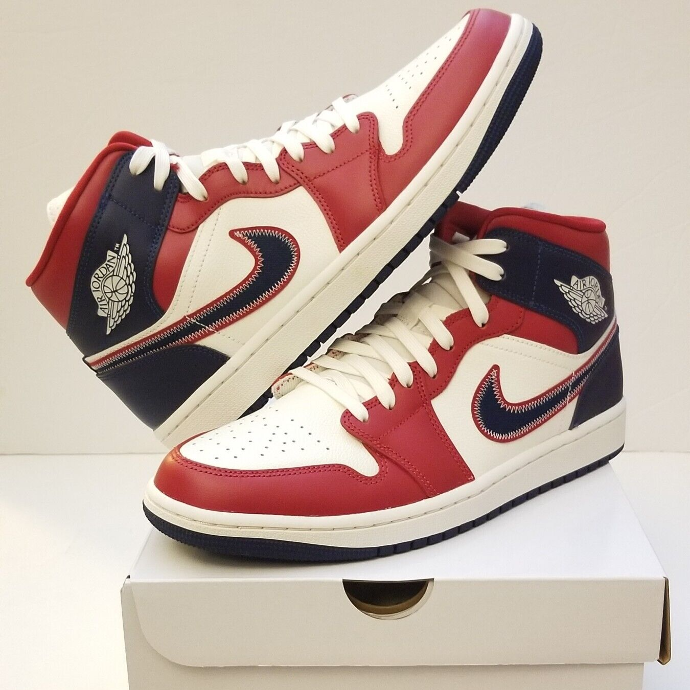 Giày Nike Air Jordan 1 Mid 'USA' DQ7648-600 - Ảnh 6