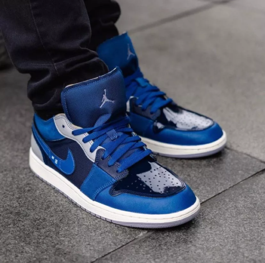 Giày Nike Air Jordan 1 Low SE Craft 'French Blue' DR8867-400 - Ảnh 2