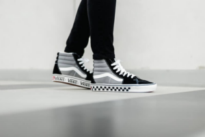 Giay Vans Sk8-Hi ComfyCush 'Tape Mix Black Frost Gray' VN0A3WMBWI6
