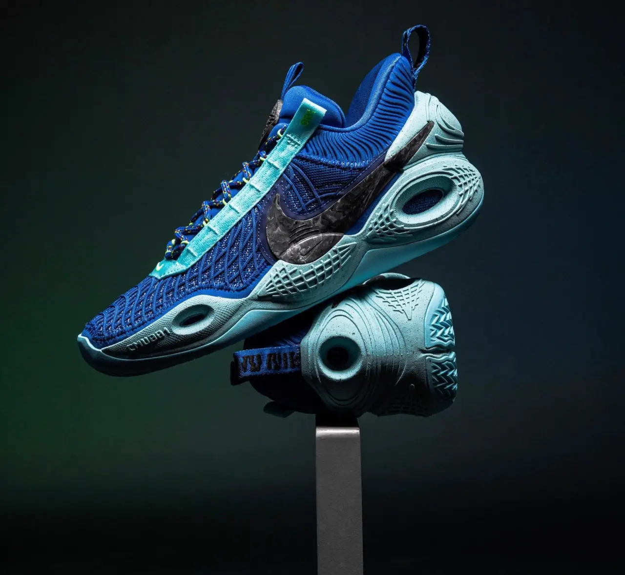 Giay Nike Cosmic Unity TB 'Game Royal' DM4426-400