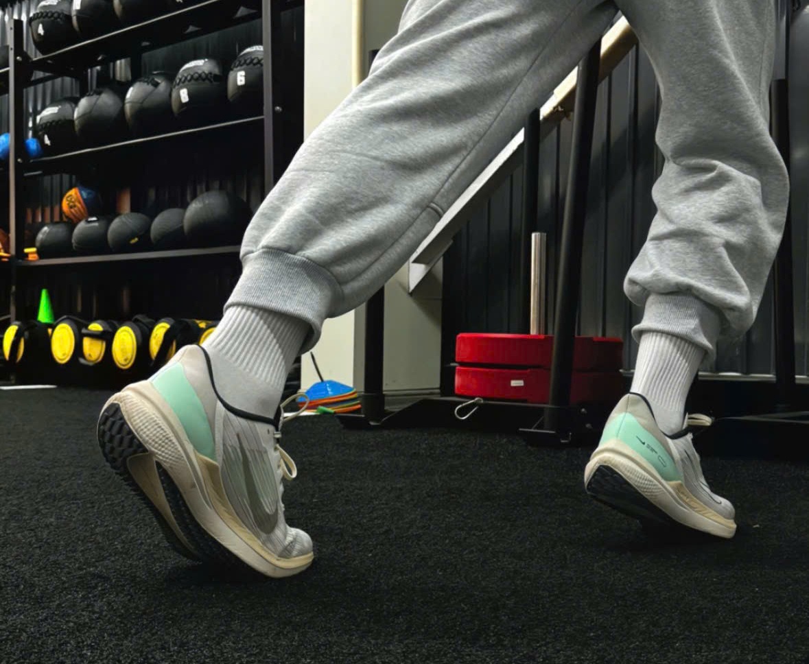 Giay Nike Winflo 9 Light Bone Mint Foam Sail 'White Cream' DV9121-011