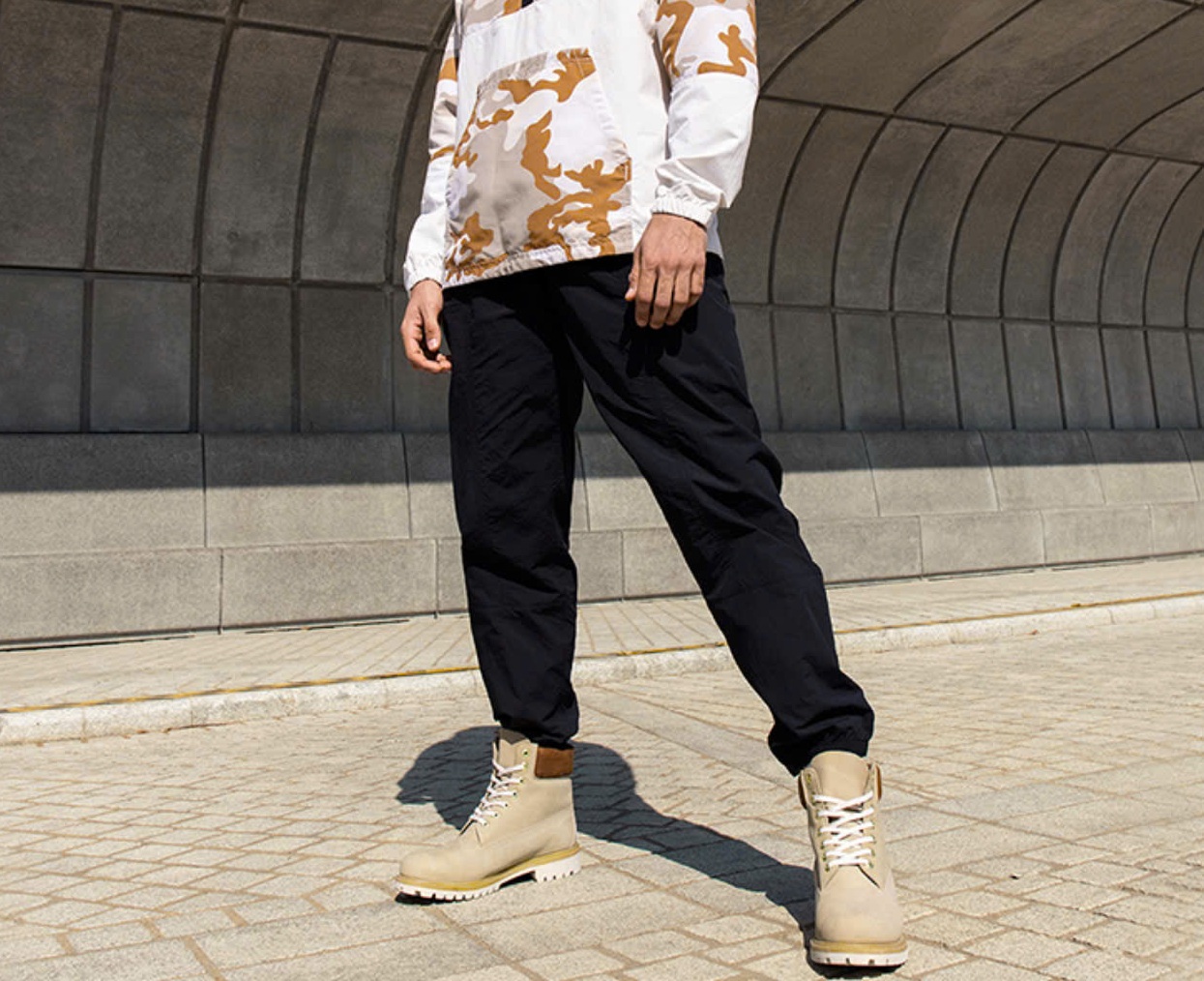 Giày Timberland Men's 6-Inch Waterproof Light Beige Nubuck A2JBX - Ảnh 3