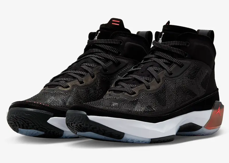 Giay Nike Jordan 37 'Black Hot Punch' DV0747-091