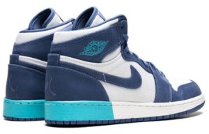 Giay Nike Air Jordan 1 Retro High 'Blue Moon' 332148-407