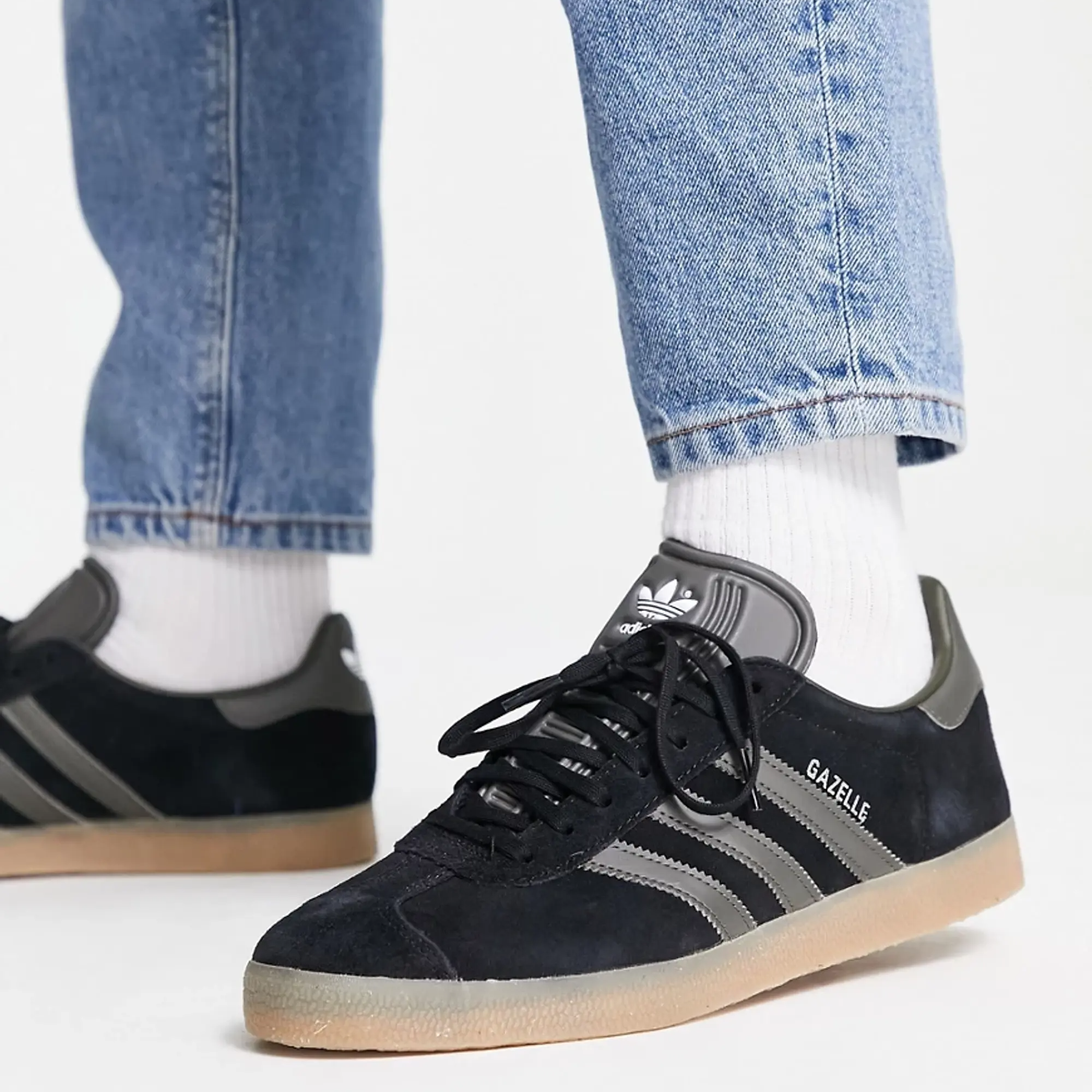 Giay Adidas Gazelle 'Black Olive Gum' GX2210
