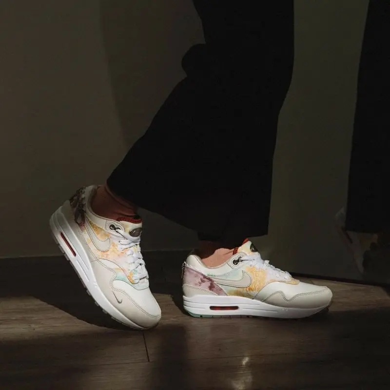 Giay Nike Air Max 1 '87 'White Phantom Mint Foam' FJ7734-101