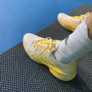 Giay Tennis Adidas Barricade 'Beige Yellow' GY1448