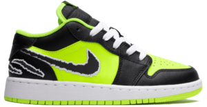 Giay Nike Air Jordan 1 Low SE 'Black Cat Volt' DX6666-701