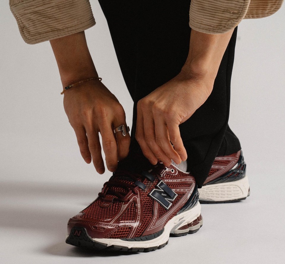 Giay New Balance 1906R 'Burgundy Black' M1906RCC