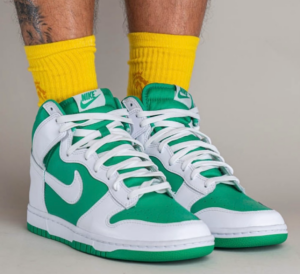 Giay Nike Dunk High 'Stadium Green White' DV0829-300
