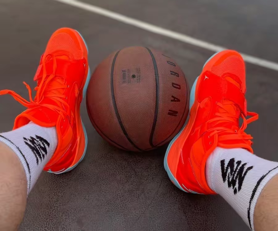 Giay Nike Jordan Zion 2 PF 'Hyper Crimson' DX5424-841