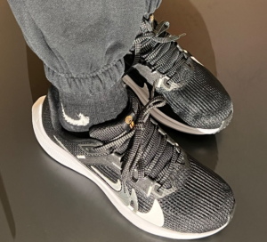 Giay Nike Pegasus 40 Premum 'Black White Grey' FB7703-001